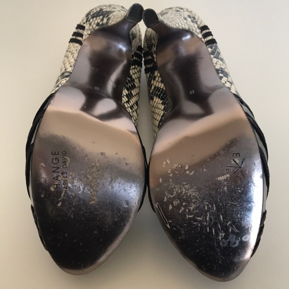 Exchange by Charles David Snakeskin Heels, Size 8 - Picture 4 of 6